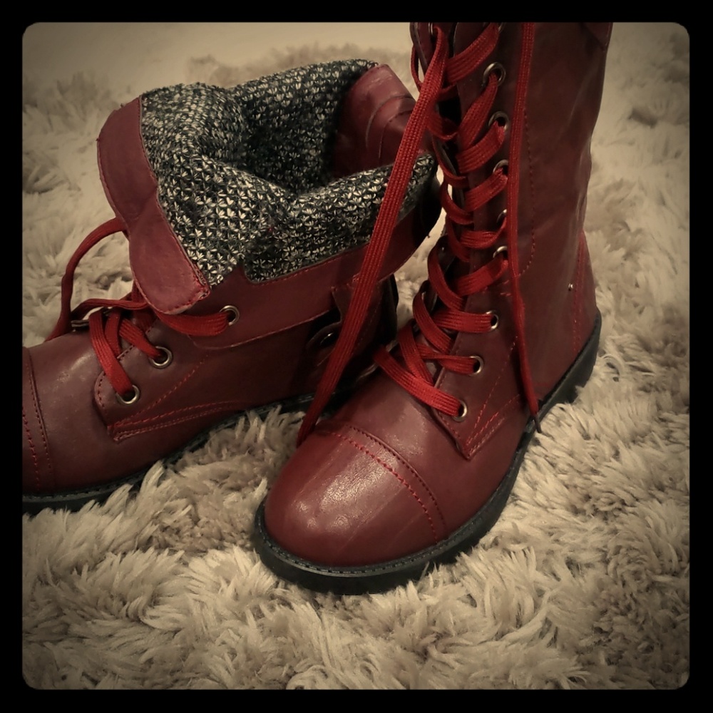 Boots NWT
